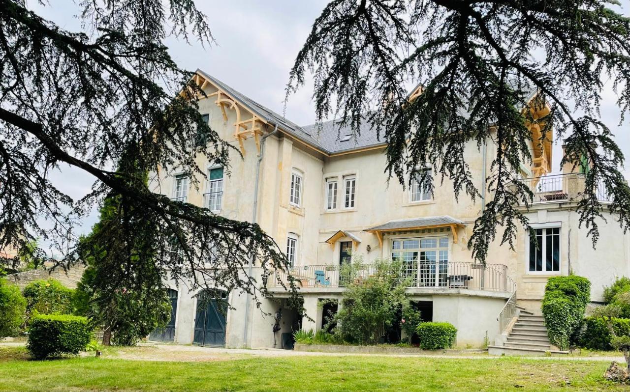 Hotel Domaine Des Ondes Millau Exterior foto